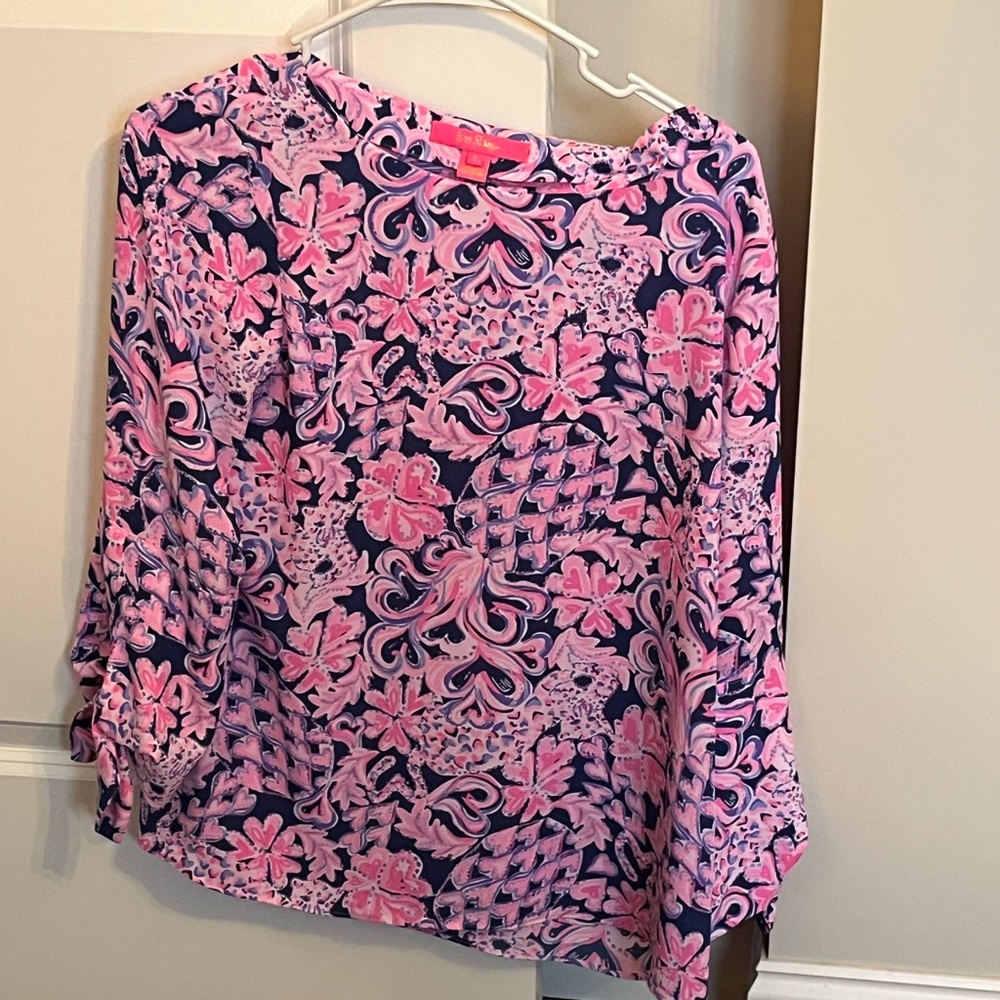 Lilly Pulitzer Valentine's Day blouse NWOT size S